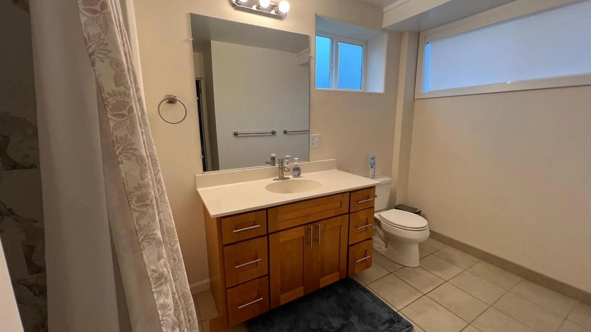 بيت للعطل Cozy Custom Vacation Home كانيوهي